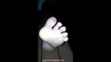 Cumshot on my feet in public