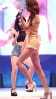 Fiestar Yezi's thighs..