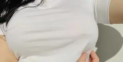 Revealing my big soft tits 🙊