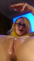 Get yourself a girl who will make a mess eating the creampie you left in her ;) 20