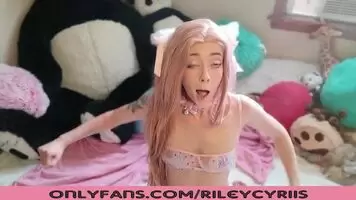 Riley Cyriis's filthy XXX fuck slut commercial :)