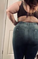 Just wiggling my ass into some jeans 😜