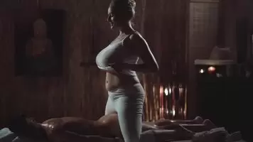 Busty: Angel Wicky