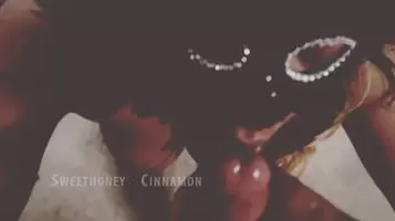 Nice load on her mask 👍🏾