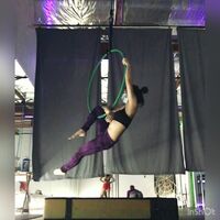Pole Dance Fitness & Aerialist : Double elbow hook straddle pose