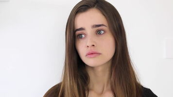 Holly Earl - Audition Gif