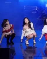 Red Velvet - Wendy & Yeri