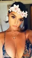 Demi