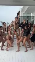 these party girls
