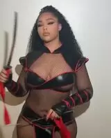 ⠀