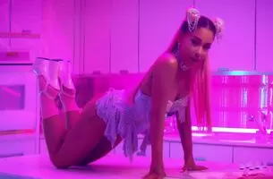 I’m spending the rest of my night worshipping the queen. Kik @ jjhenry3 if you wanna join me!