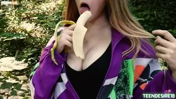 Quick Banana Deepthroat In Nature