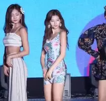 TWICE - Sana