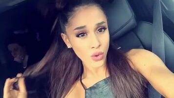 I fucking love her mouth, those lips are perfect.