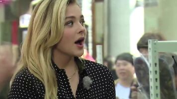 Chloe Grace Moretz has the perfect mouth to stuff
