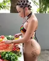 Don’t forget to eat your fruits & veggies