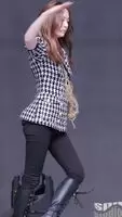 f - Krystal