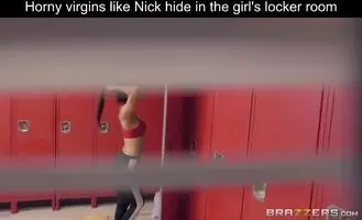 Virgin nerd fucks a cheerleader