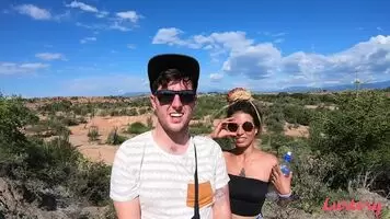 Frida & John - 358 - Desert Shack Up