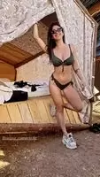 pretty busty and pretty petite