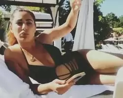 Nargis fakri 👙