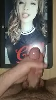 No hands cumming for Pokimane