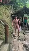 Nekkid Hiker