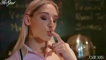 Tip your waitress
