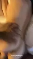 Glad this beautiful hotwife came to see me again before the year ended. Look at how her pussy grips my dick 😍