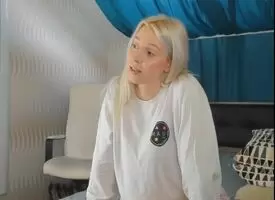 Curvy pale blonde strips