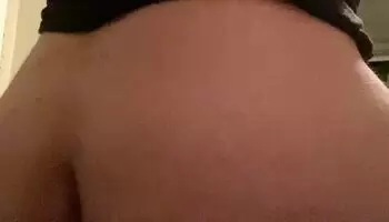 My girlfriend likes when I play with my ass 🍑
