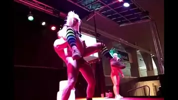 Peeing on stage 5 : stripper walks around while peeing and sprays the audience