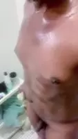 💦