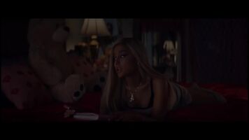 Ariana looks so sexy in the 