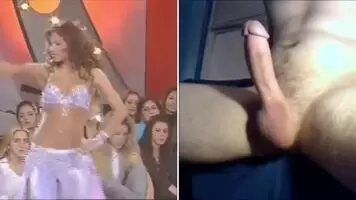 That zoom in to her navel made me cum too