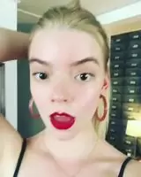 Anya Taylor-Joy has one of the most cummable faces ever. She makes me so horny
