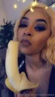 E.S Full OnlyFans Album in Comments!!