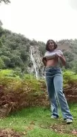 What a nice waterfall, ey?