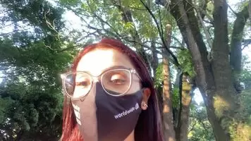 Just a little public jiggle, enjoy!