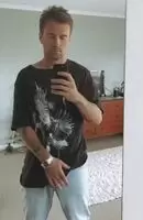 Girls have the titty drop, men have the...