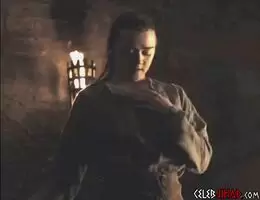 Maisie Williams NSFW