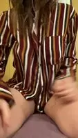 What a revealing blouse 😇