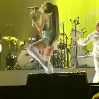 She sure knows how to move her body