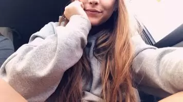 testing the waters o public flashing 💓