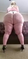 Biggest BBW Jucy ass Baby Oiled and Ready for fun