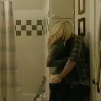 Elizabeth Banks rear plot in 