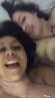 Threesome with a bitch 💗