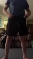 Who wants to Cum over while my roommates gone?