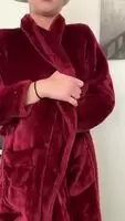 Pants down 👖 Hands up 🙌 This is a robe-ery 🔫