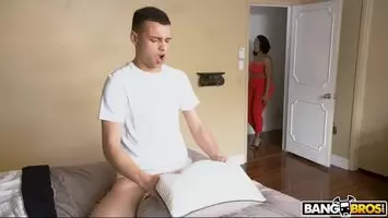Humping the Curvaceous Sister